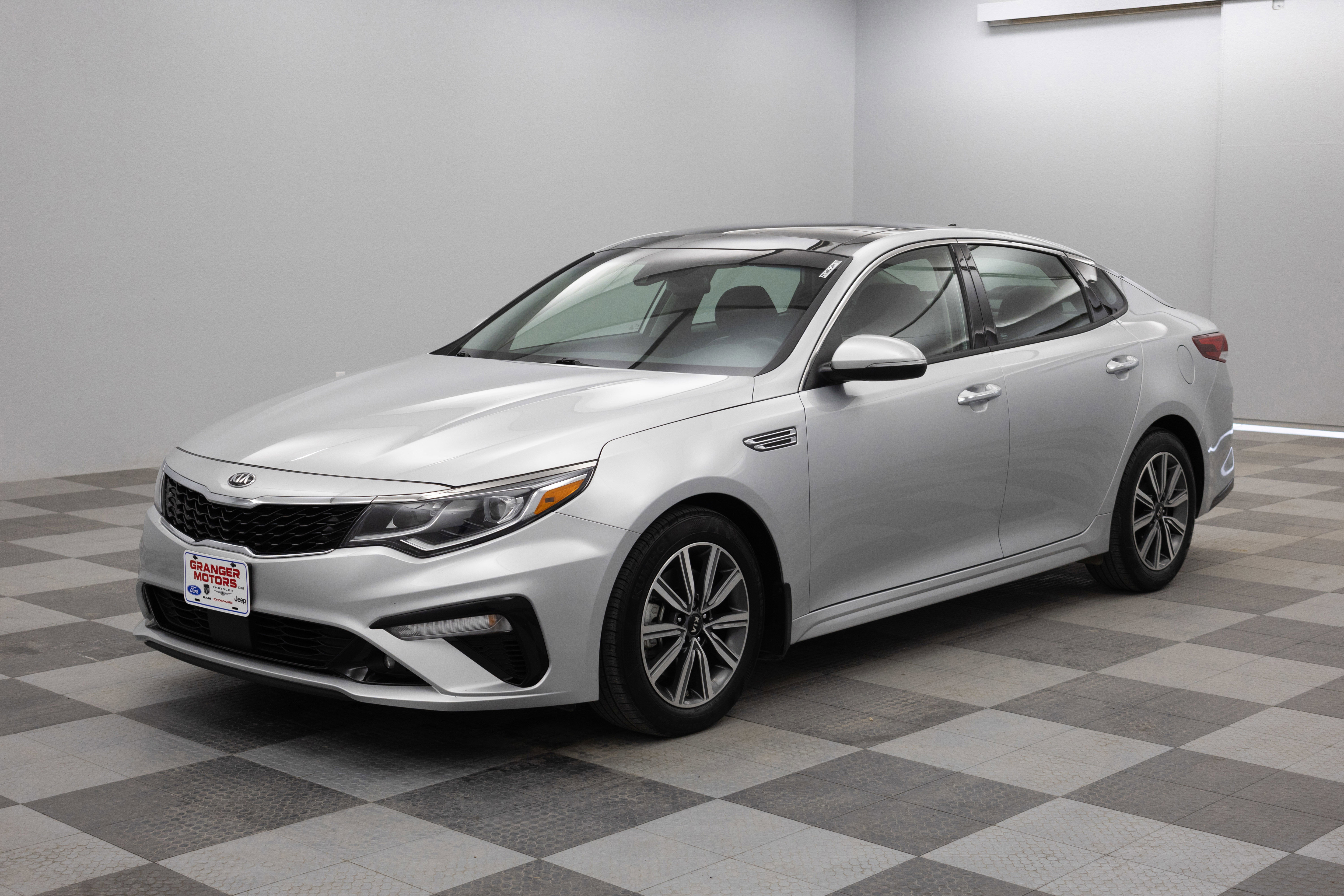 Used 2020 Kia Optima Premium image 8