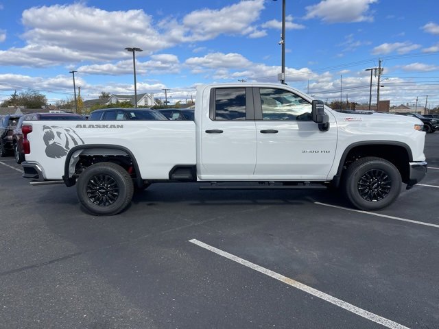 New 2026 Chevrolet Silverado 3500 W/T image 10