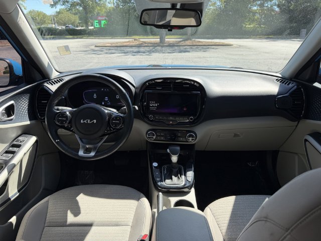 Certified 2023 Kia Soul EX FWD image 29