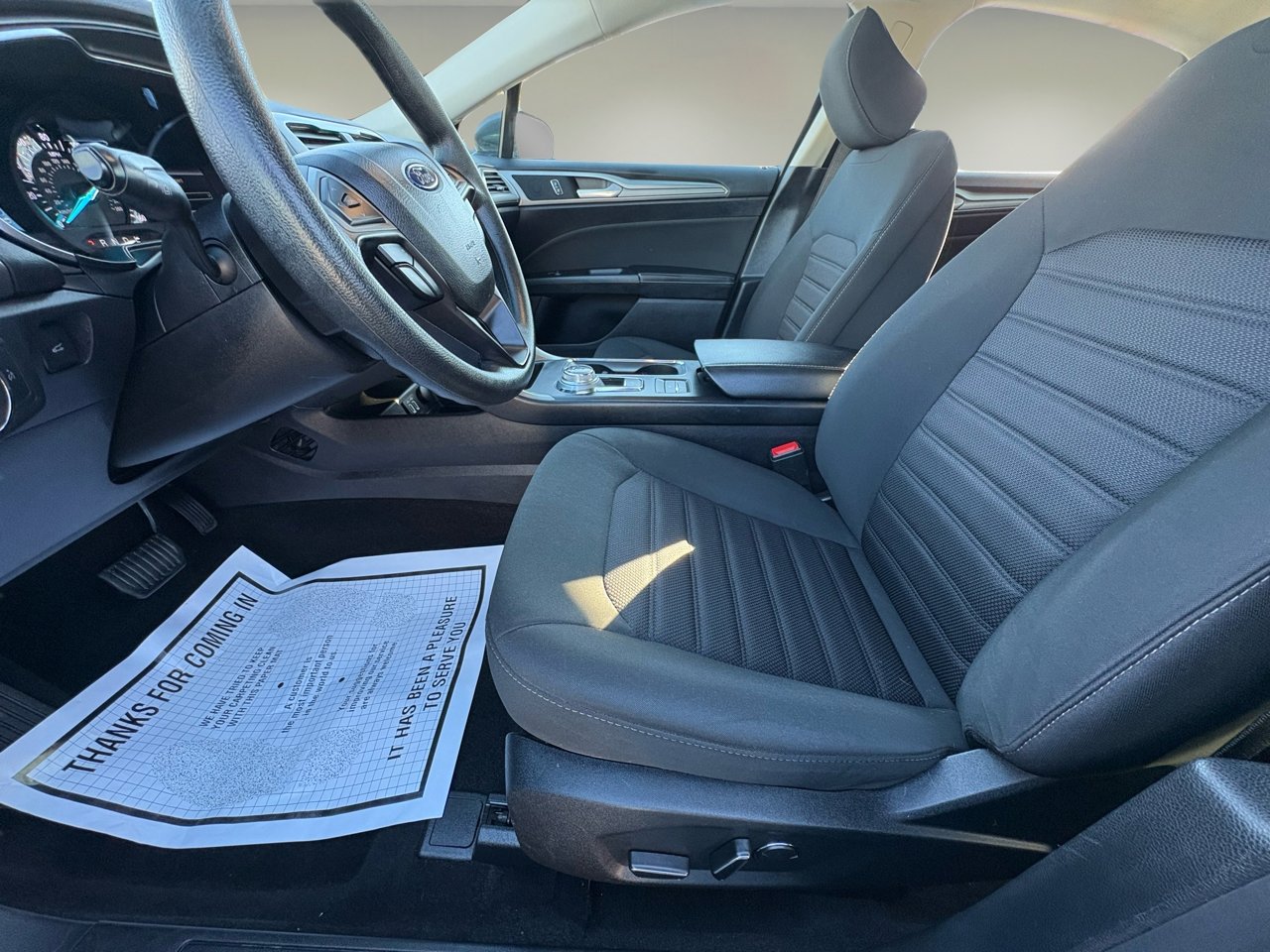 Used 2020 Ford Fusion SE image 14