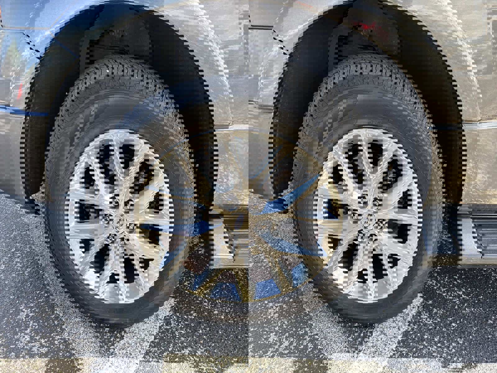 Used 2016 Ford Expedition Limited image 10