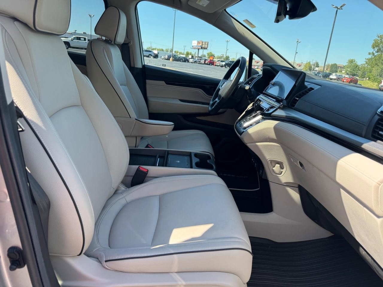 Certified 2025 Honda Odyssey Touring image 17