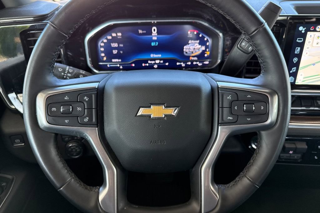 Used 2025 Chevrolet Silverado 2500 LT w/ Convenience Package AWD/4WD image 31