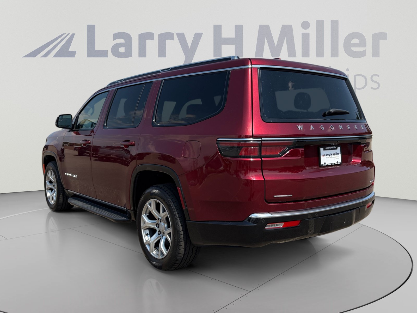Used 2022 Jeep Wagoneer Series II AWD/4WD image 4