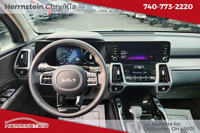 Used 2023 Kia Sorento SX AWD/4WD image 6