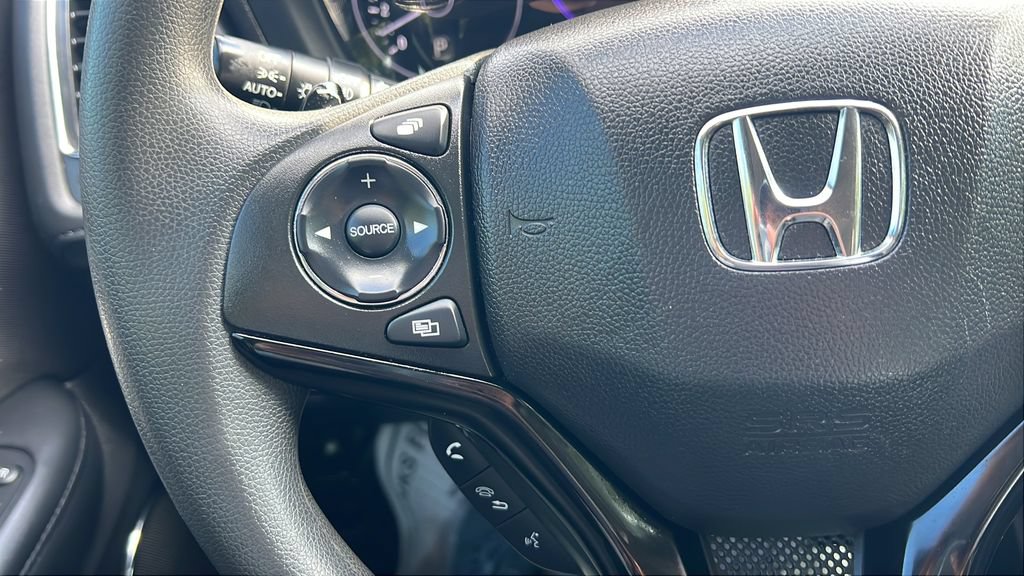 Used 2018 Honda HR-V EX image 19