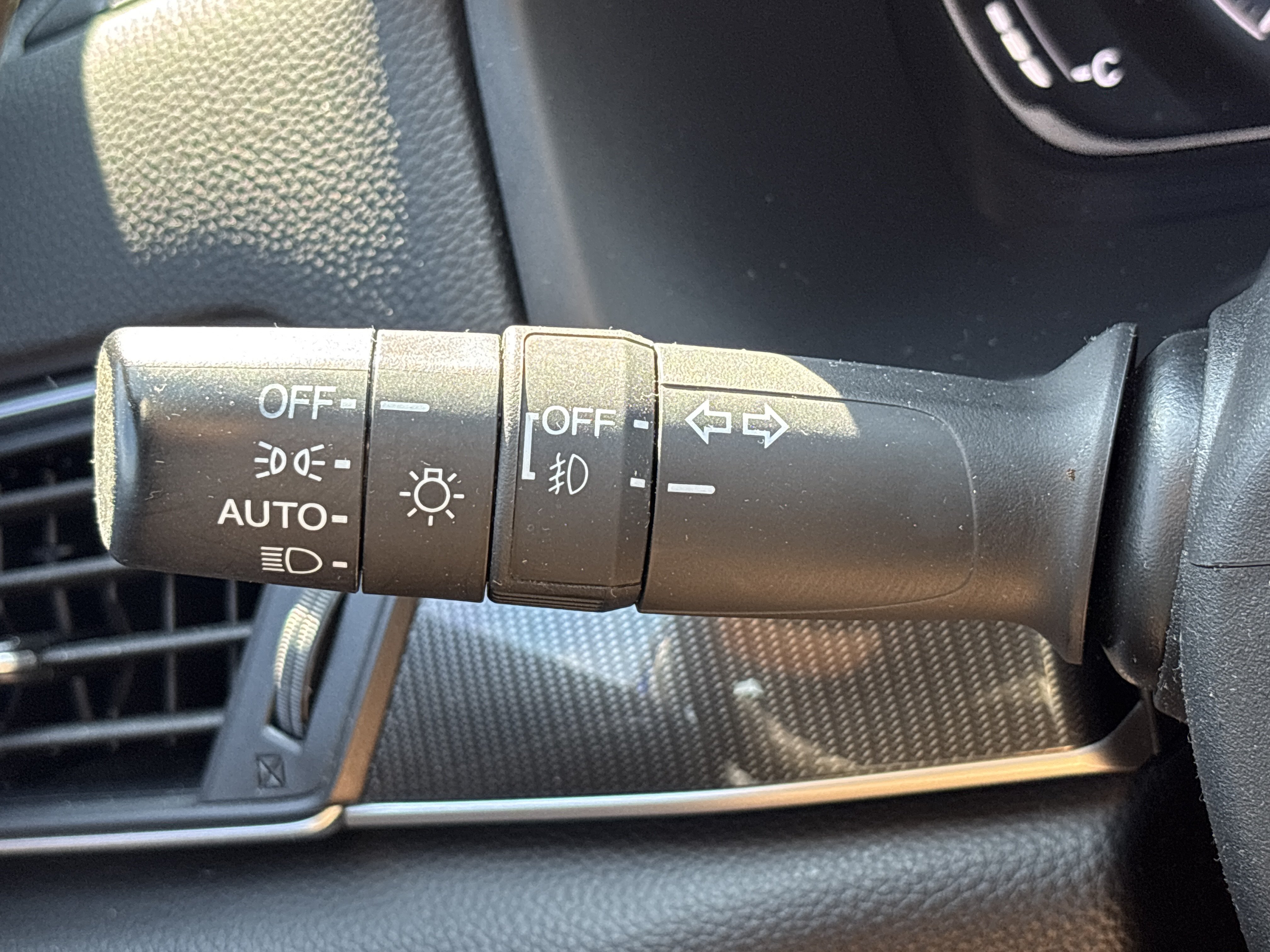 Used 2020 Honda Accord Sport image 29