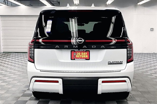 New 2025 Nissan Armada Platinum Reserve image 4