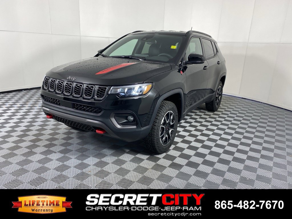 New 2026 Jeep Compass Trailhawk AWD/4WD image 3