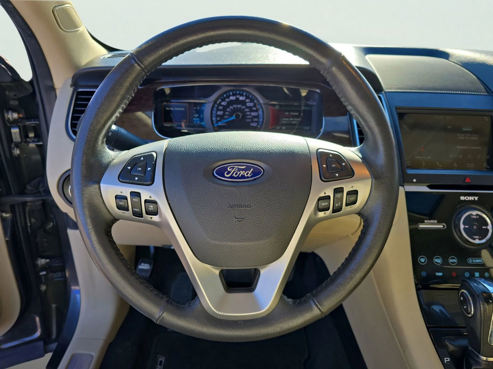 Used 2019 Ford Taurus Limited image 15