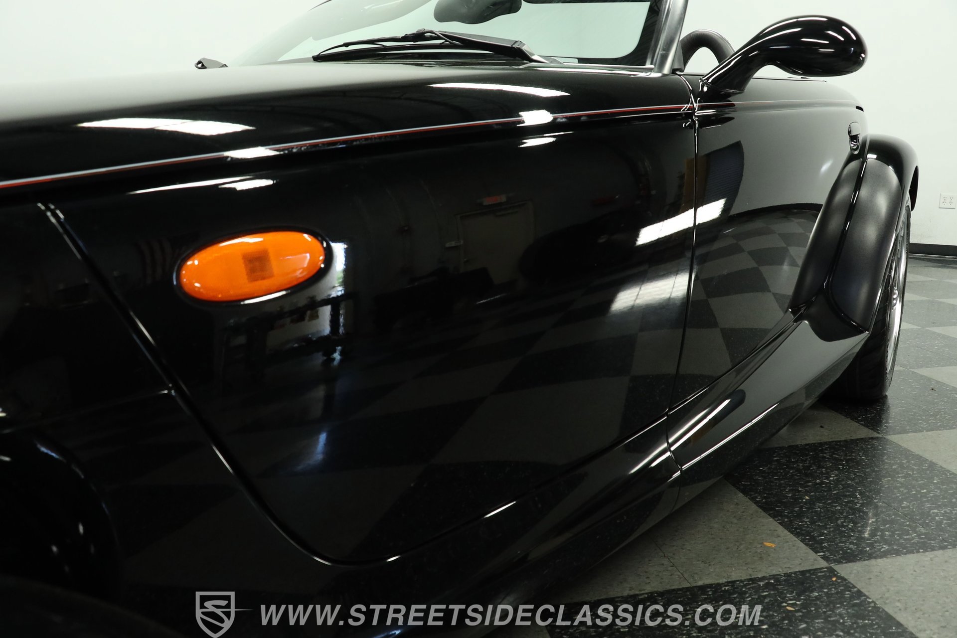 Used 2000 Plymouth Prowler image 21