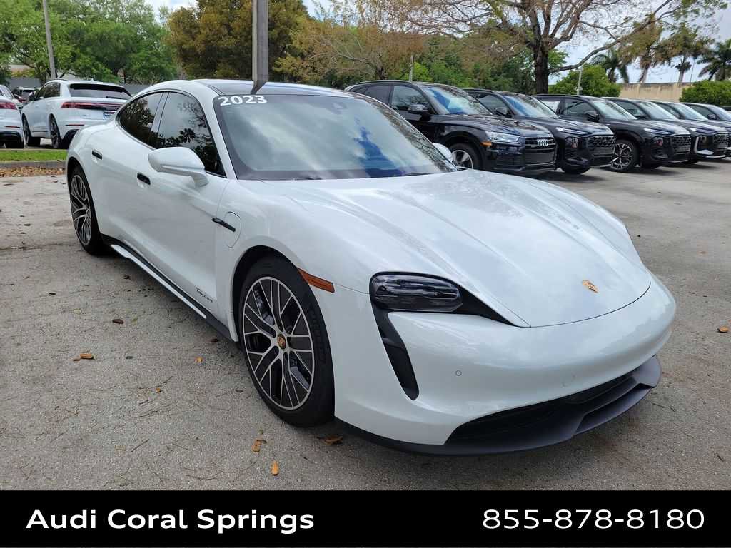 Used 2023 Porsche Taycan image 2