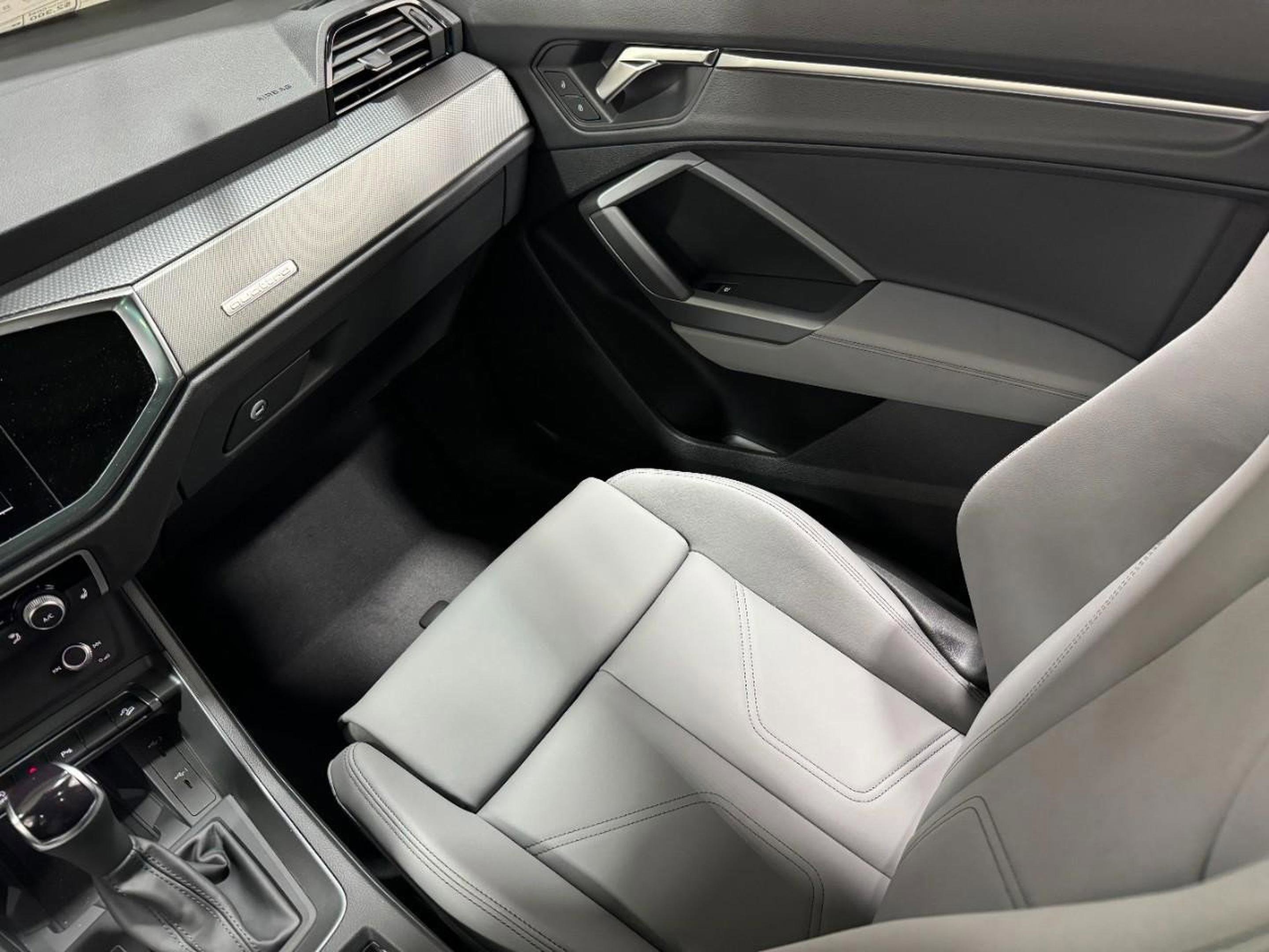 New 2025 Audi Q3 2.0T Premium image 18