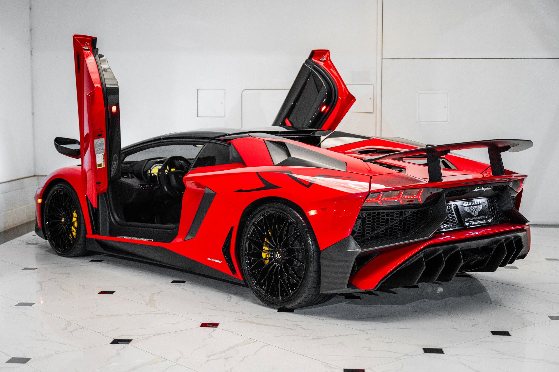 Used 2016 Lamborghini Aventador LP 750-4 Superveloce image 34