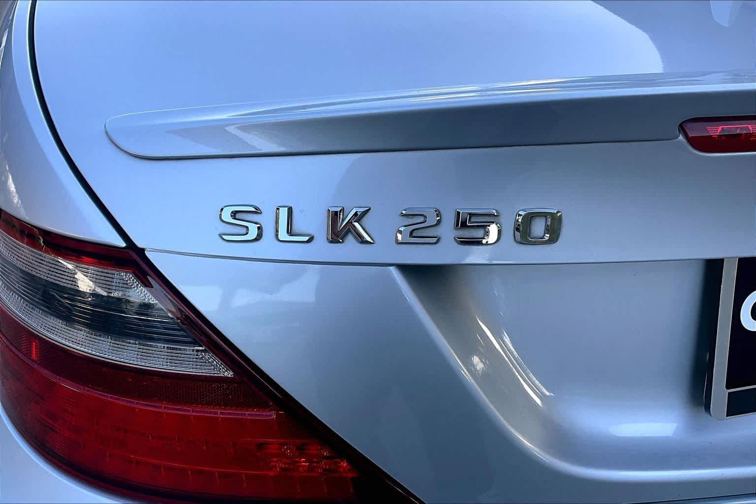 Used 2013 Mercedes-Benz SLK 250 image 10