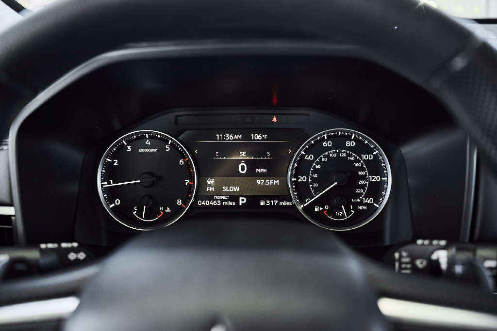 Used 2025 Mitsubishi Outlander ES FWD image 24