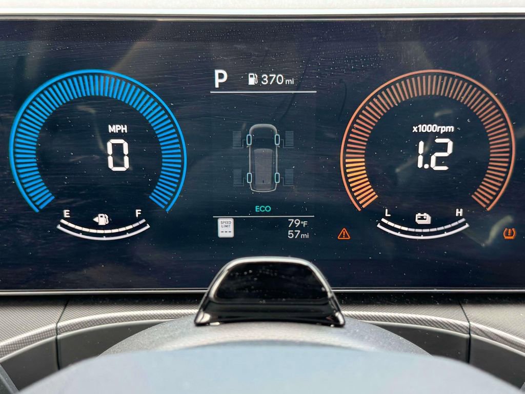 New 2024 Hyundai Santa Fe SEL image 25