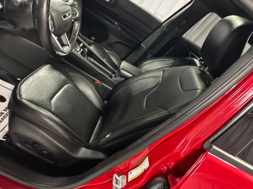 Used 2022 Jeep Compass Limited w/ (RED) Package AWD/4WD image 12