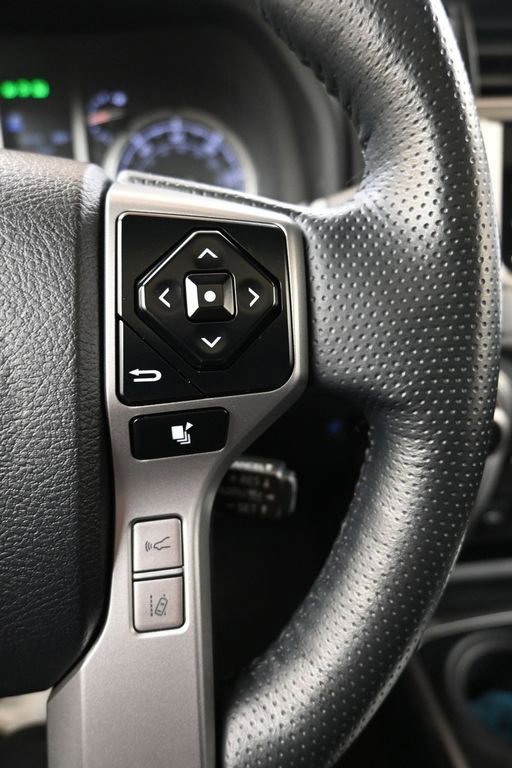 Used 2023 Toyota 4Runner Limited image 28
