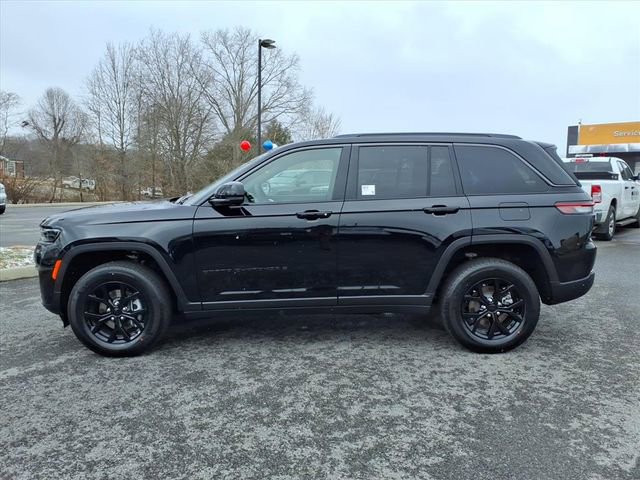 New 2026 Jeep Grand Cherokee Altitude image 7