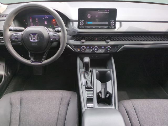 Used 2025 Honda Accord SE image 13