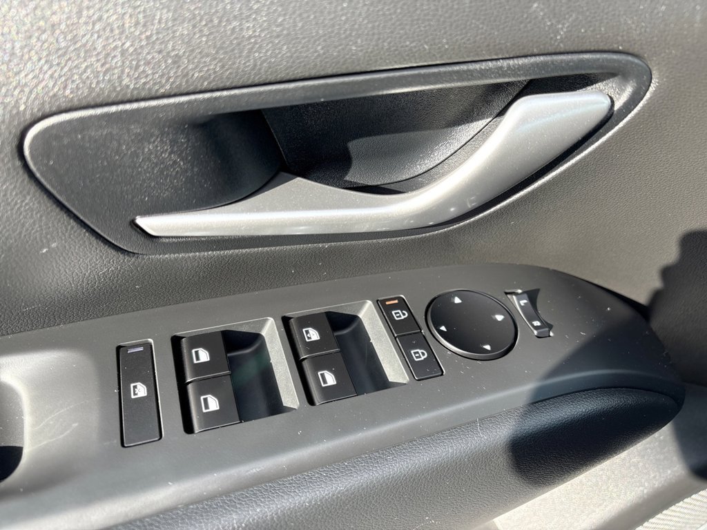 Certified 2025 Hyundai Tucson SE AWD/4WD image 13