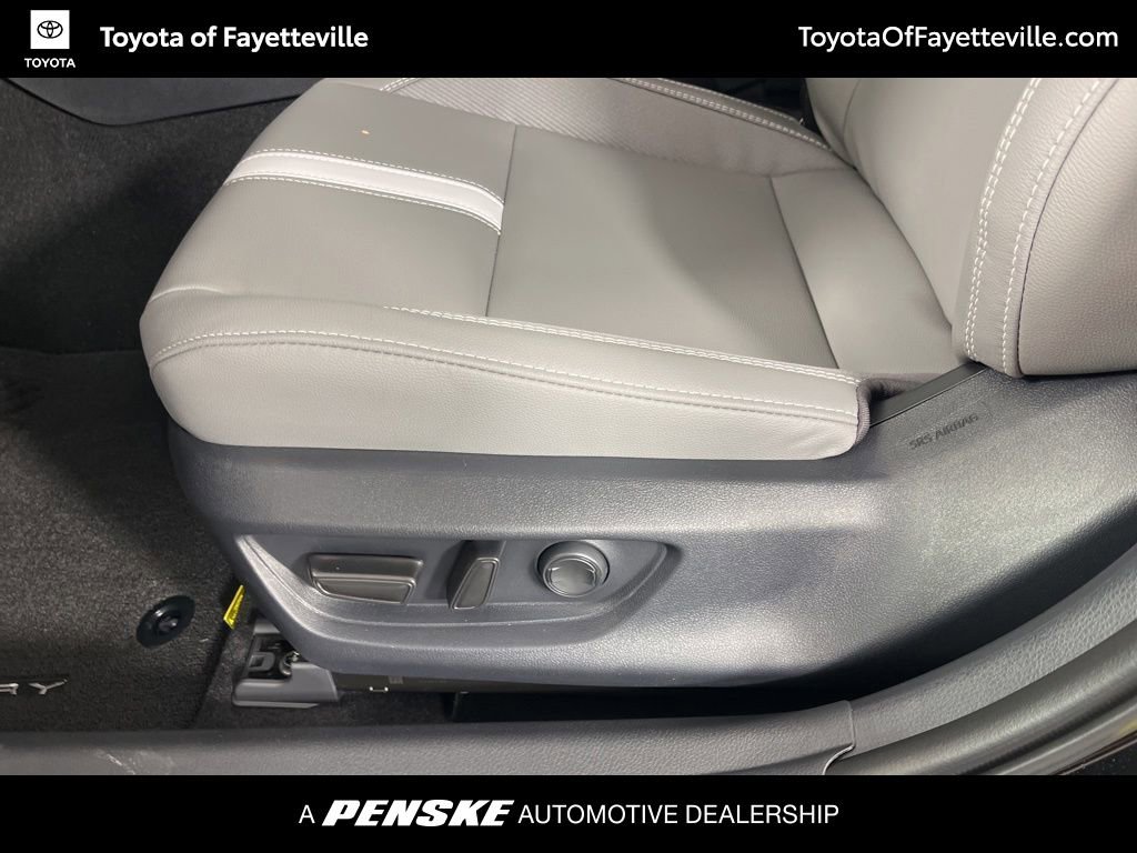 New 2026 Toyota Camry SE FWD image 21