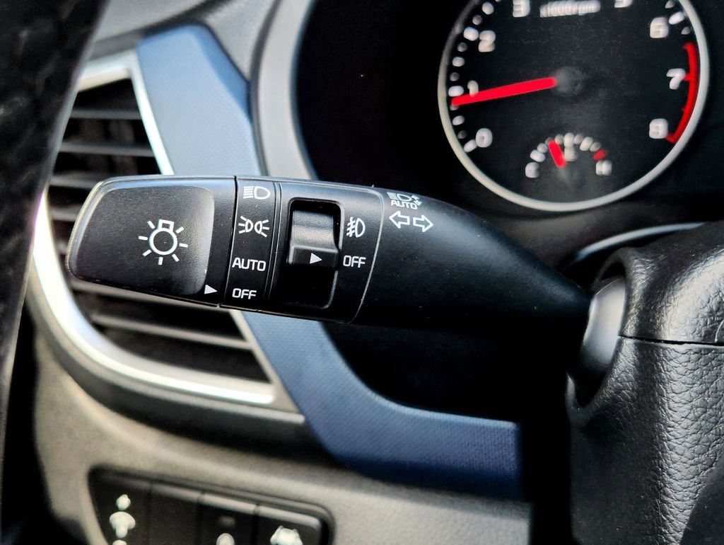 Used 2021 Kia Seltos S image 15