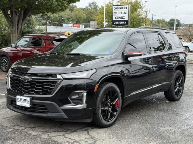 Used 2023 Chevrolet Traverse Premier w/ Redline Edition FWD image 5