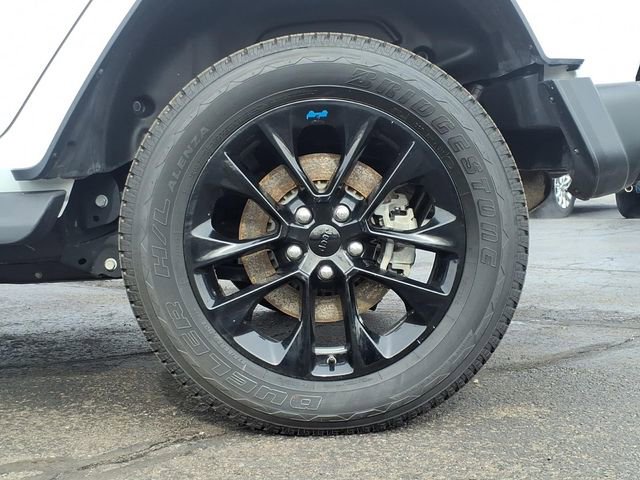 Certified 2023 Jeep Wrangler Unlimited Sahara w/ Cold Weather Group image 9