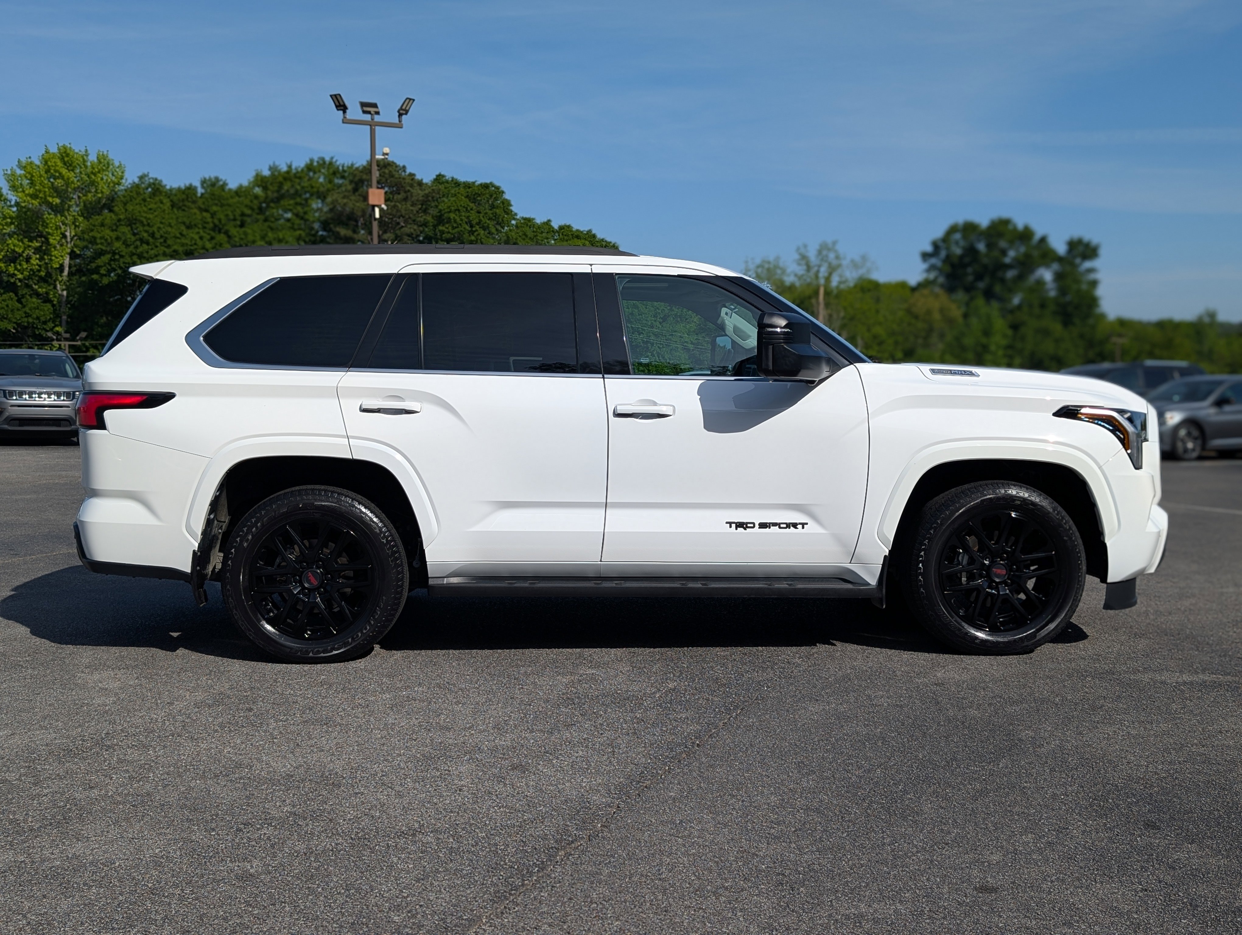 Used 2023 Toyota Sequoia SR5 w/ SR5 Premium Package RWD image 10