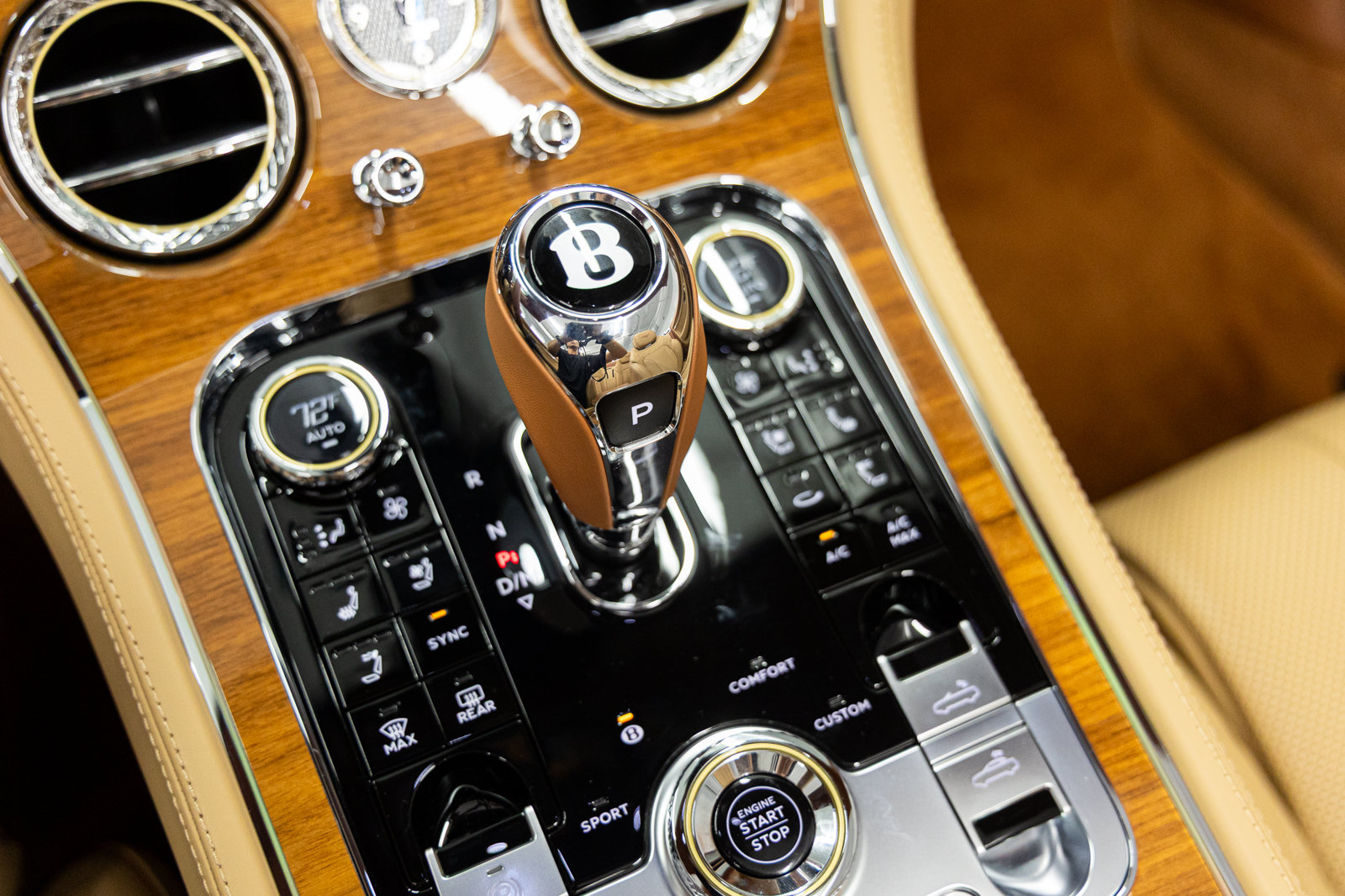 Used 2023 Bentley Continental GT Azure AWD/4WD image 41