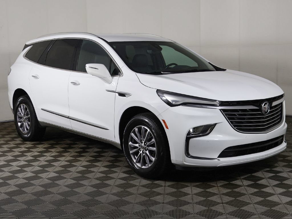 Used 2024 Buick Enclave Premium FWD image 2