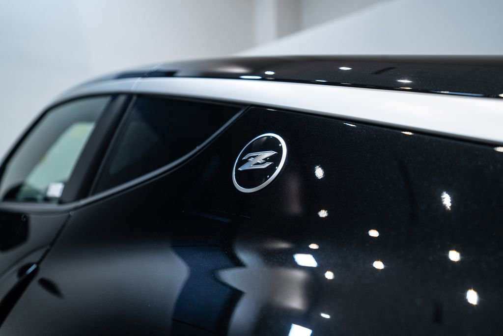 Used 2024 Nissan Z Performance w/ Floor Mat Package RWD image 13