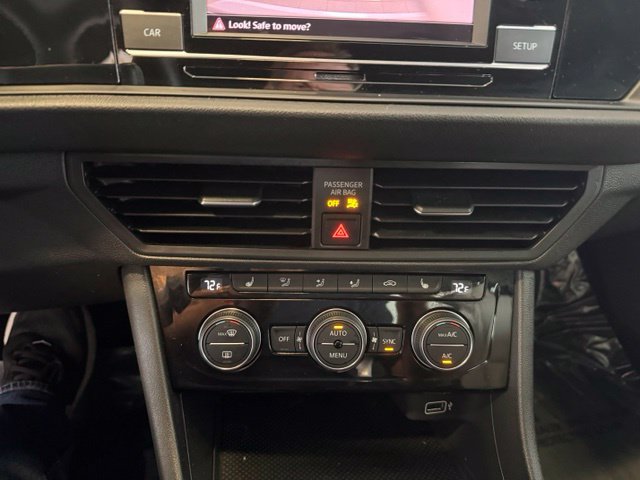 Used 2019 Volkswagen Jetta R-Line FWD image 16