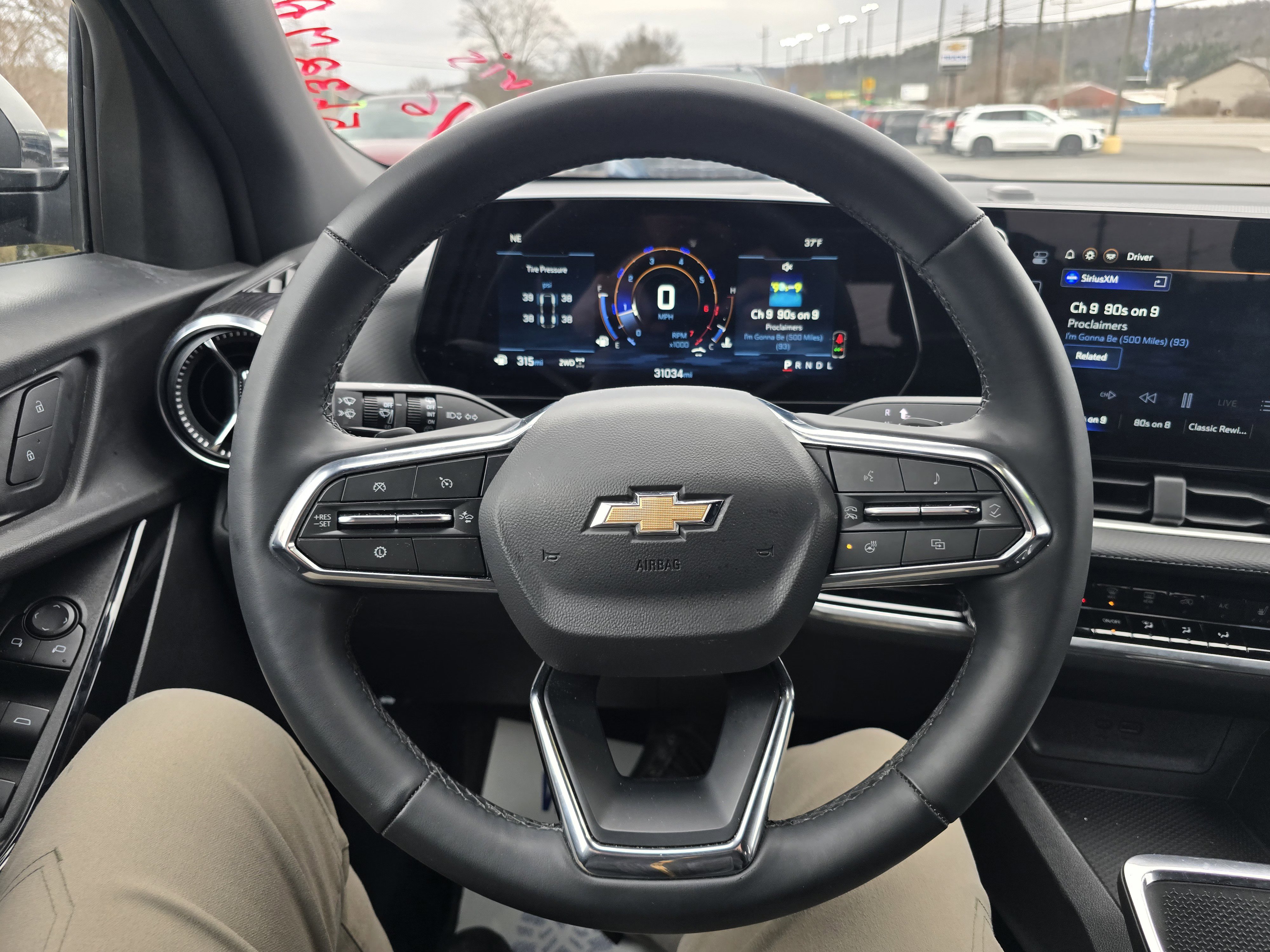 Used 2025 Chevrolet Equinox LT image 20