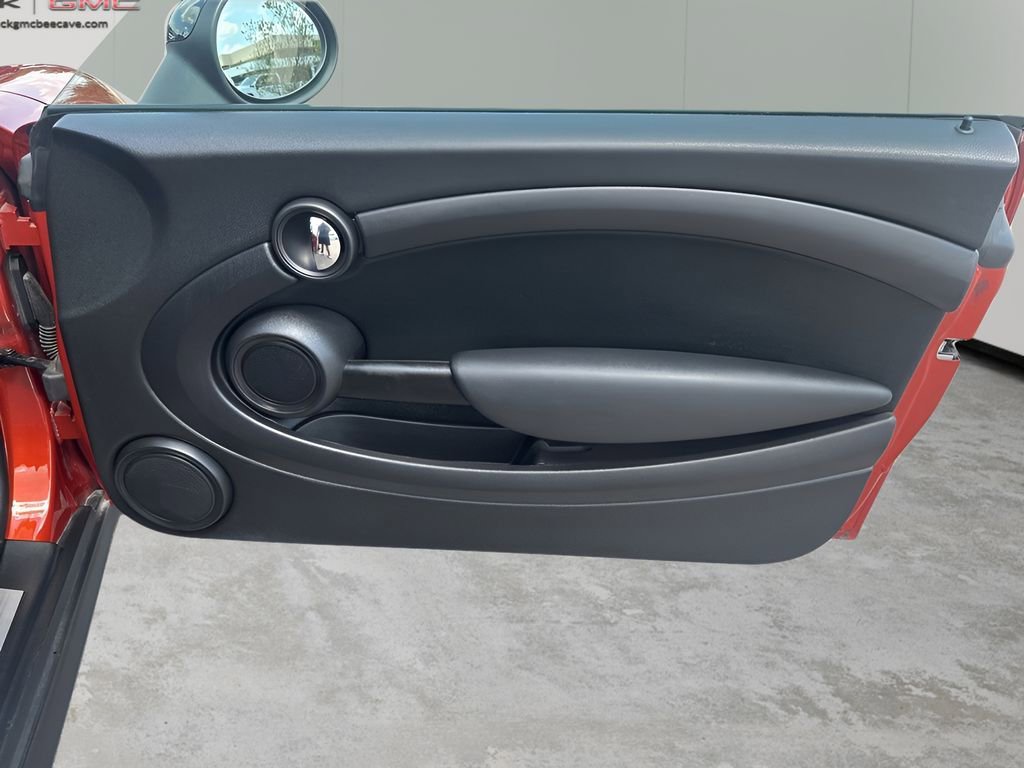 Used 2013 MINI Cooper Coupe Base image 11
