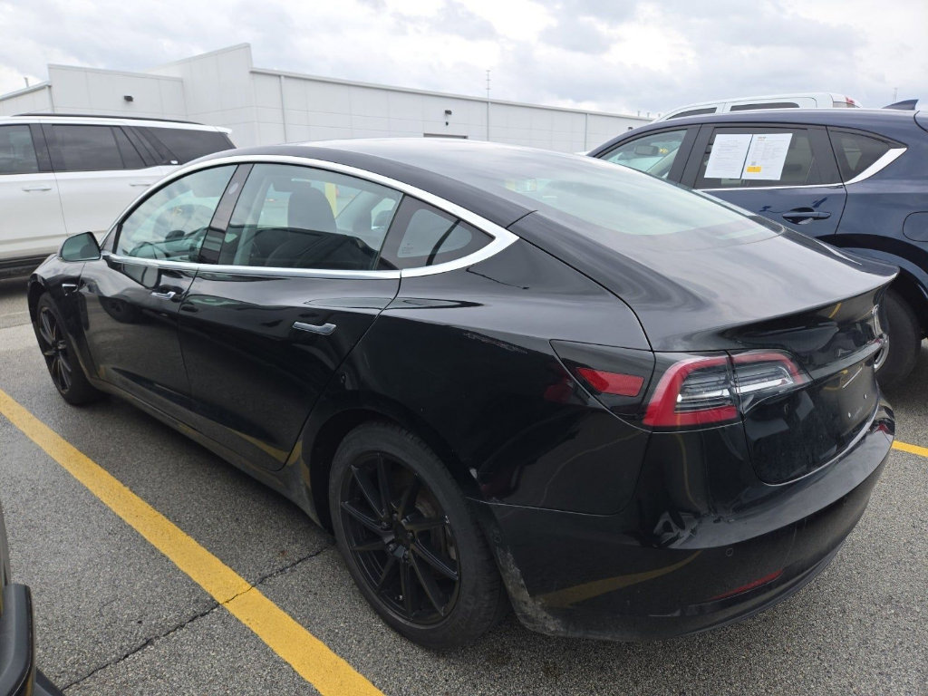 Used 2018 Tesla Model 3 Long Range image 2