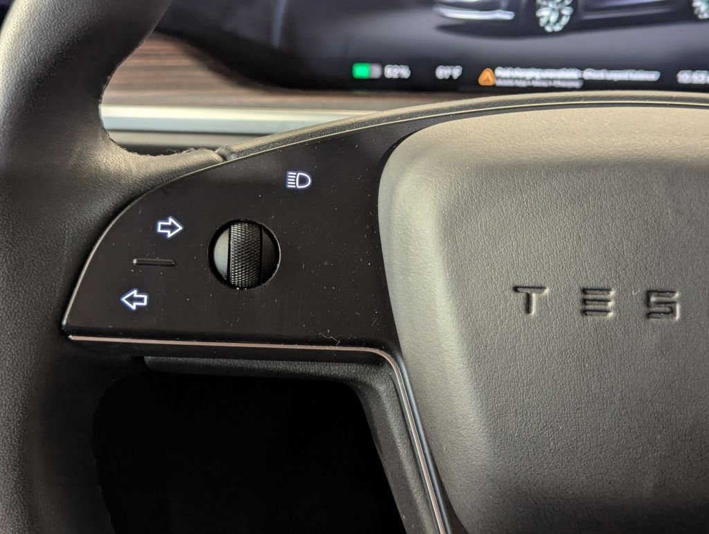 Used 2024 Tesla Model X image 65