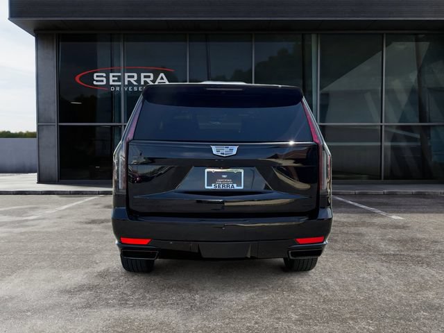 Certified 2023 Cadillac Escalade Sport Platinum w/ LPO, ONYX Package AWD/4WD image 4