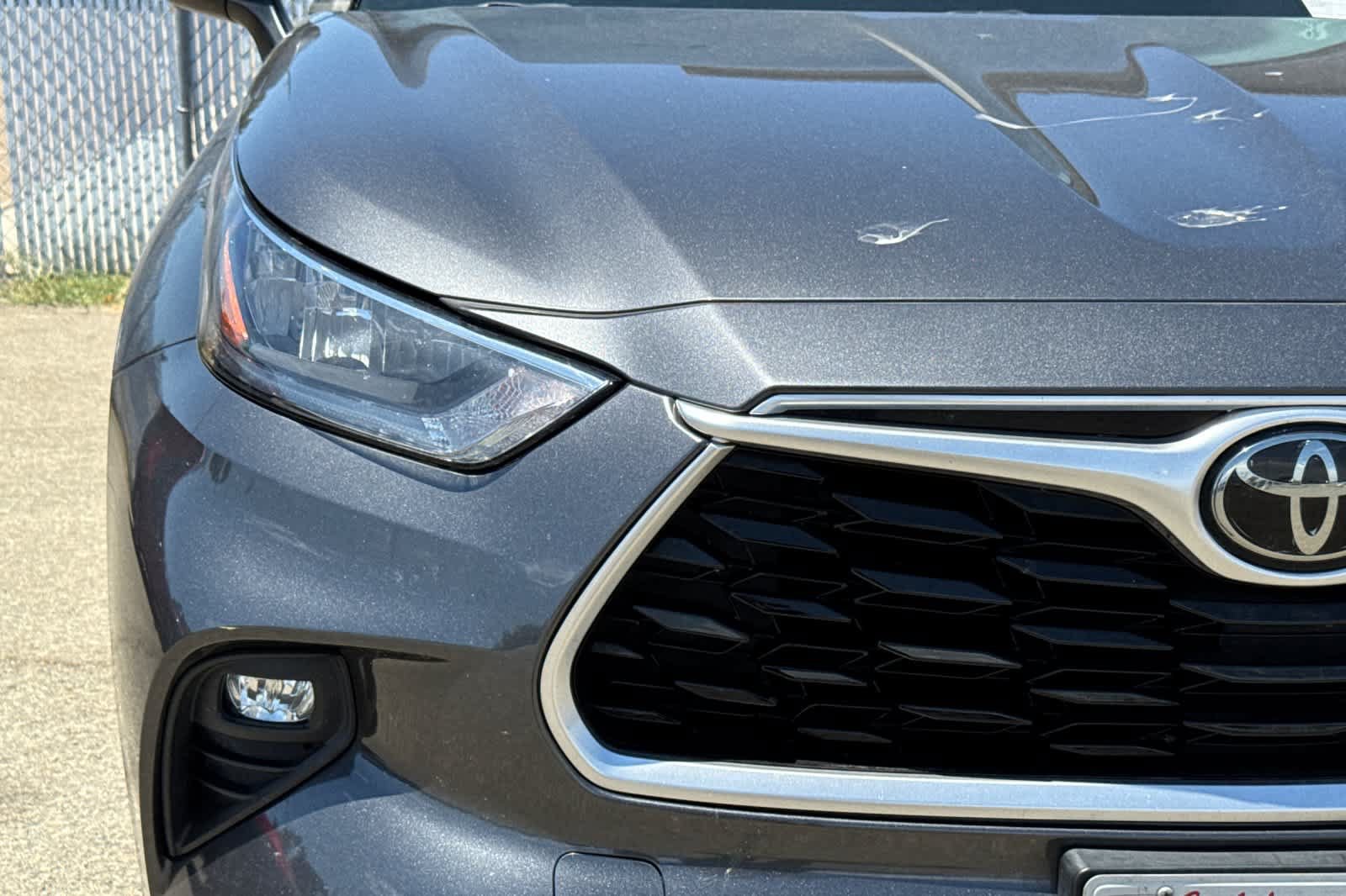 Certified 2020 Toyota Highlander LE FWD image 17