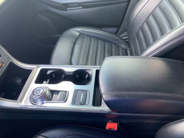 Used 2022 Ford Edge SEL image 36