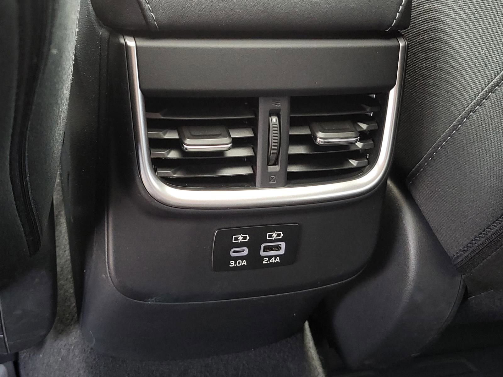 Used 2024 Subaru Outback Premium w/ Popular Package #1A image 16