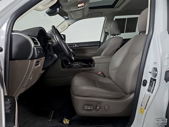 Used 2023 Lexus GX 460 Premium w/ Premium Package AWD/4WD image 16