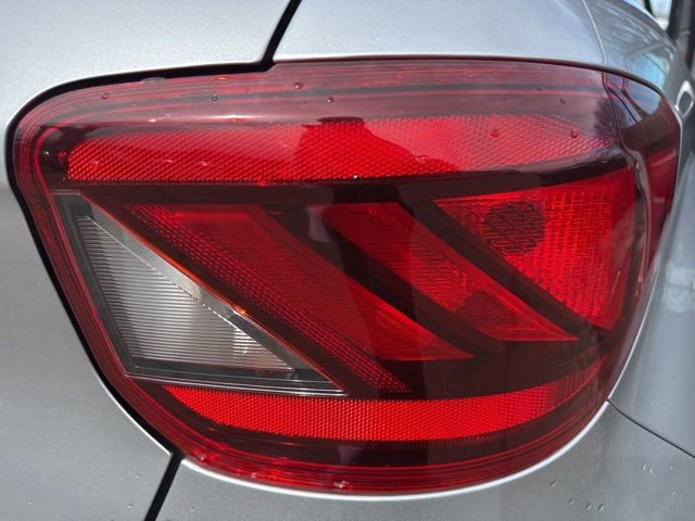 Certified 2023 Hyundai Venue SEL image 30