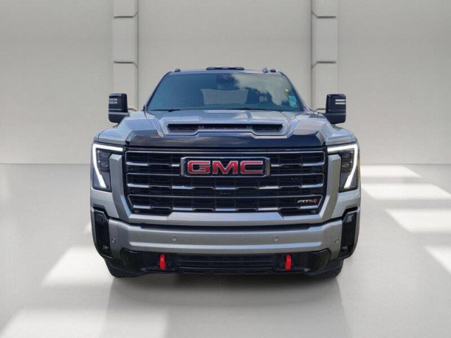 Used 2025 GMC Sierra 2500 AT4 w/ AT4 Premium Plus Package AWD/4WD image 2