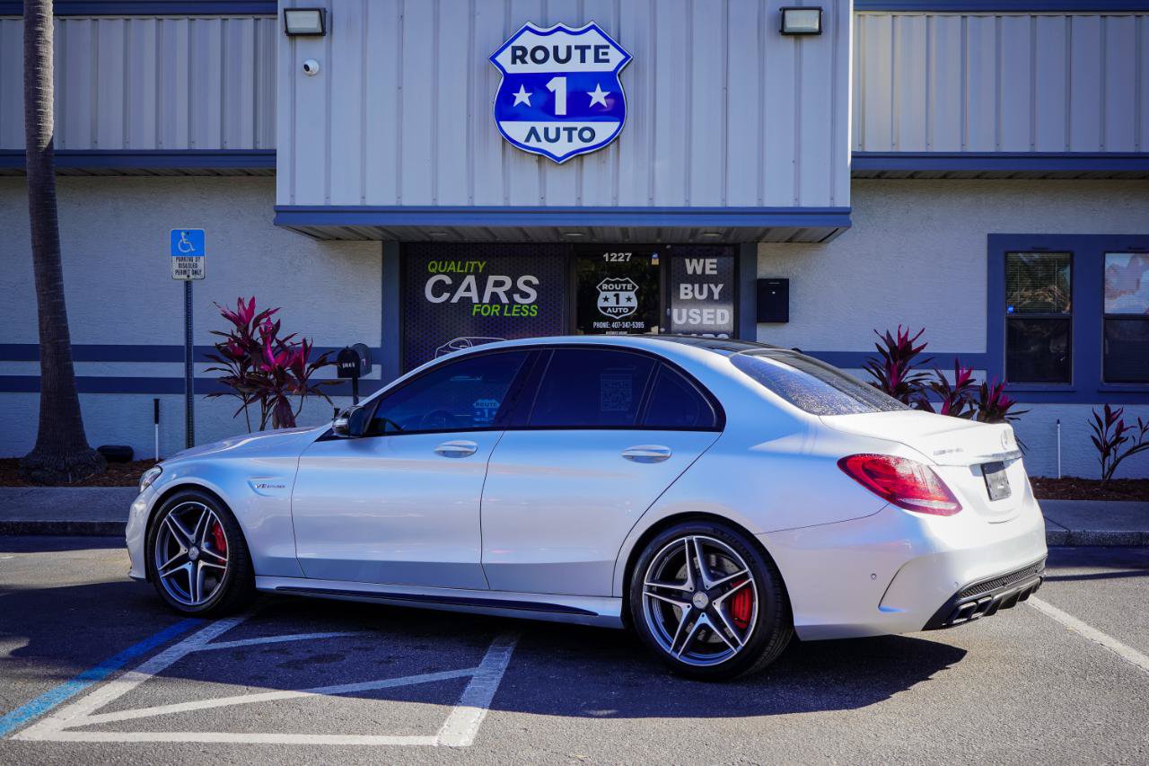 Used 2015 Mercedes-Benz C 63 AMG S image 3