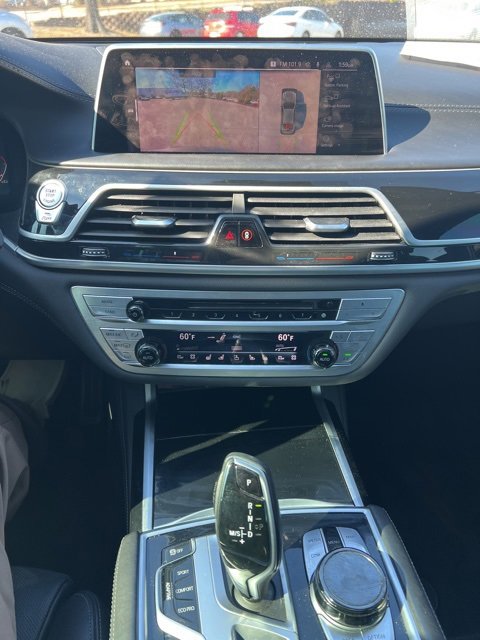 Used 2020 BMW 750i xDrive w/ Executive Package image 13