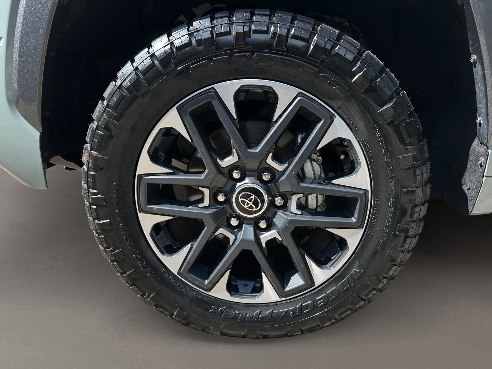 Used 2024 Toyota Tundra Limited AWD/4WD image 10