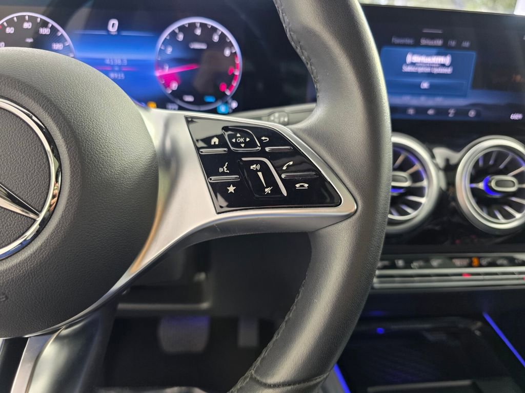 Certified 2025 Mercedes-Benz GLA 250 image 20